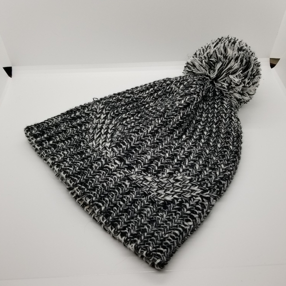 Rebecca Minkoff black and white beanie with pom pom - Picture 2 of 5
